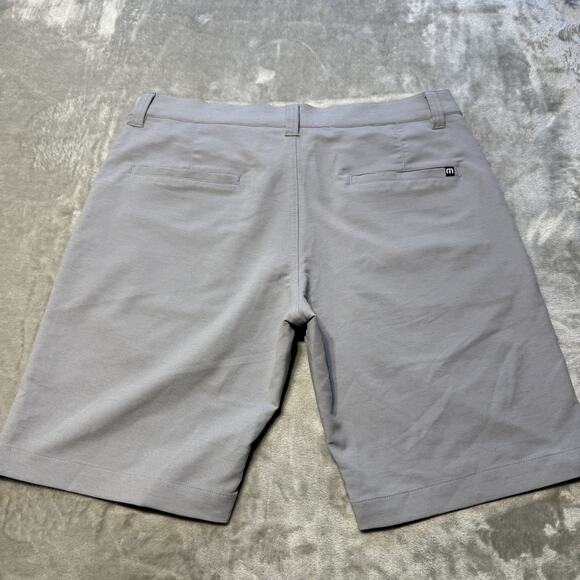 Travis Mathew Shorts Mens 33 Heather Gray Golf Chino Performance Stretch Blend - Picture 9 of 12